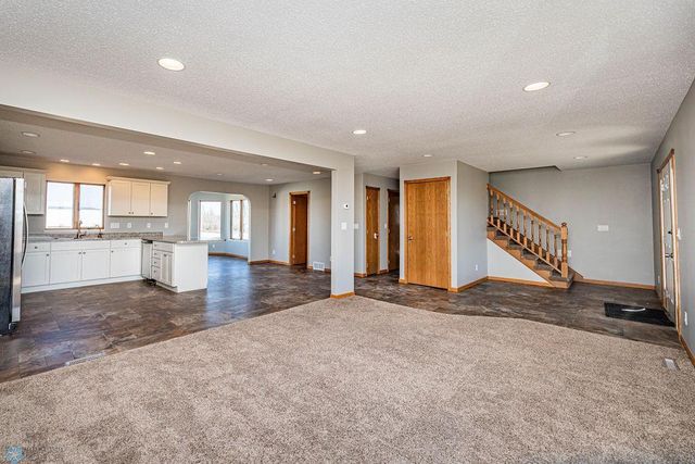 2717 88th Avenue S, Fargo, ND 58104