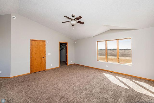 2717 88th Avenue S, Fargo, ND 58104