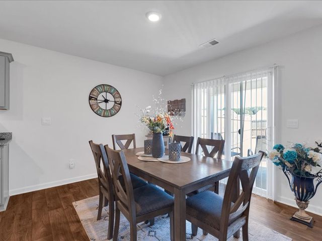 525 Ashwood Way, Easley, SC 29640