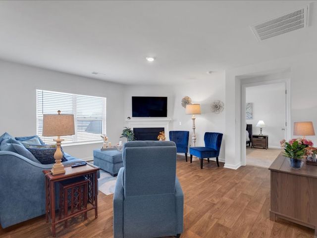 525 Ashwood Way, Easley, SC 29640