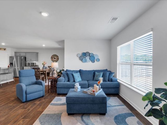 525 Ashwood Way, Easley, SC 29640