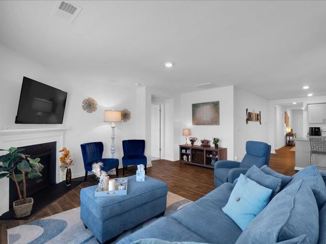 525 Ashwood Way, Easley, SC 29640