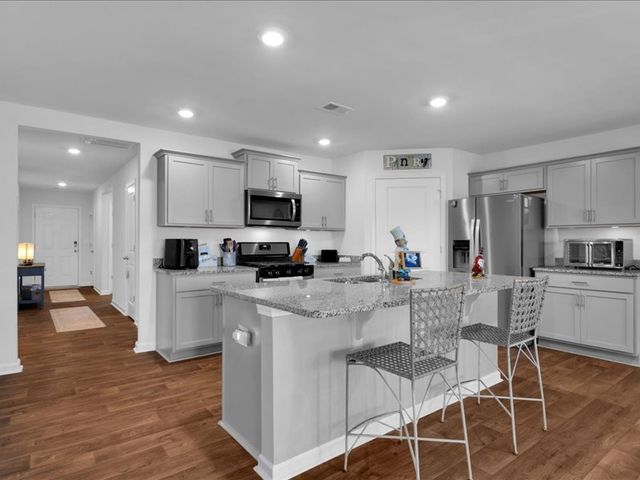 525 Ashwood Way, Easley, SC 29640