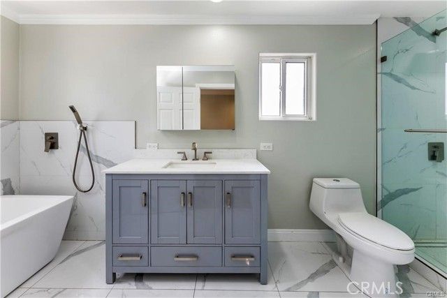 6732 Farmdale, North Hollywood (los Angeles), CA 91606