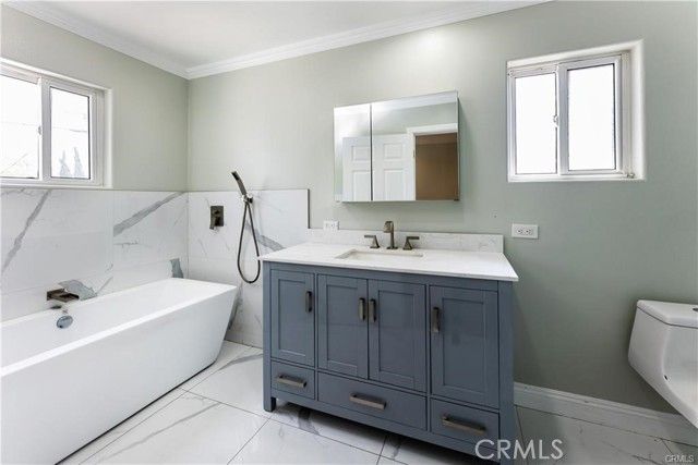 6732 Farmdale, North Hollywood (los Angeles), CA 91606