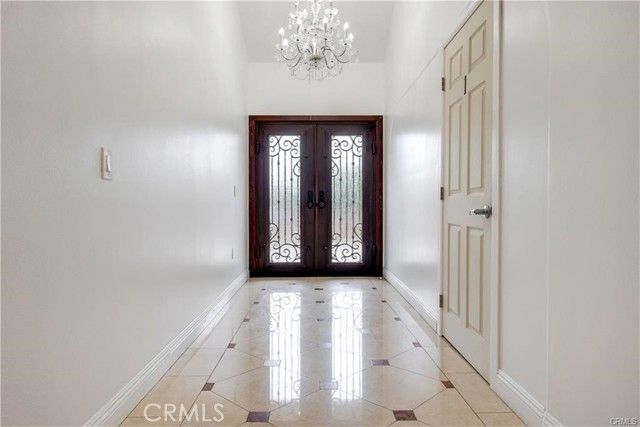 6732 Farmdale, North Hollywood (los Angeles), CA 91606