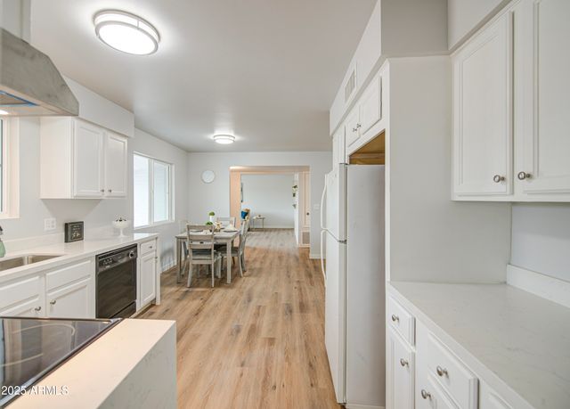 6027 E DUNCAN Street, Mesa, AZ 85205