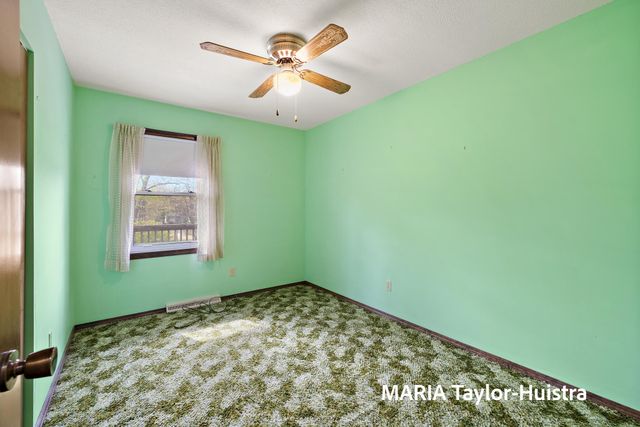 17844 136th Avenue, Nunica, MI 49448