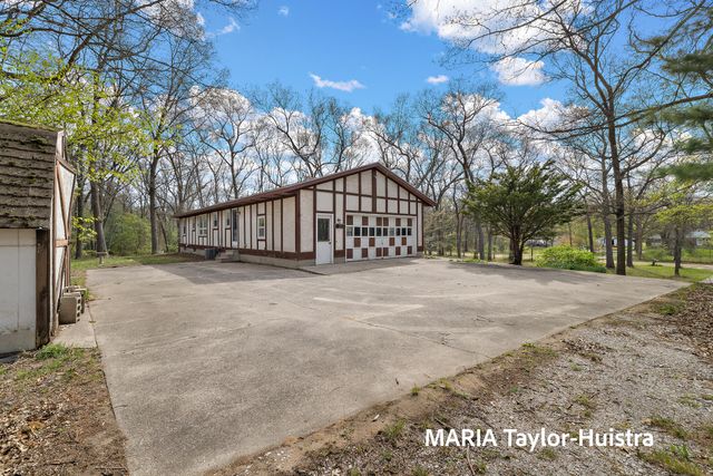 17844 136th Avenue, Nunica, MI 49448