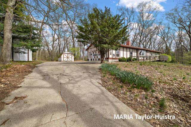 17844 136th Avenue, Nunica, MI 49448
