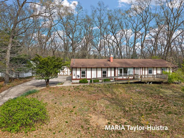 17844 136th Avenue, Nunica, MI 49448