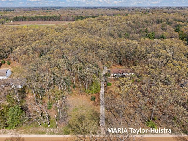 17844 136th Avenue, Nunica, MI 49448