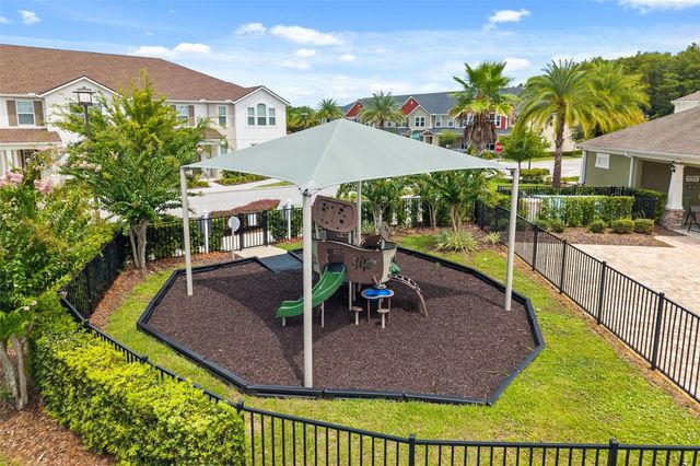 10245 HIGHLINE CREST STREET, Orlando, FL 32832