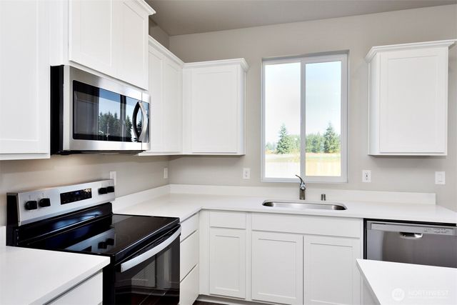 9729 Brown Street SE, Yelm, WA 98597