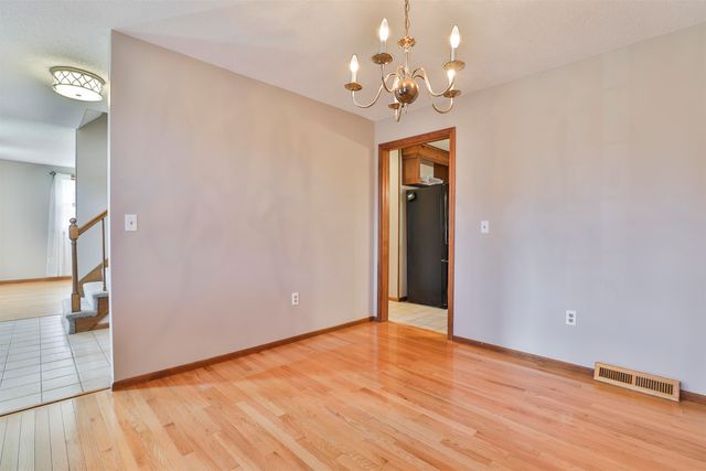 28 Danbury Road, Nashua, NH 03064