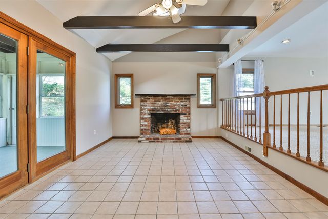 28 Danbury Road, Nashua, NH 03064