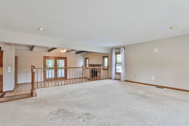 28 Danbury Road, Nashua, NH 03064