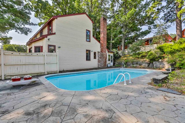 28 Danbury Road, Nashua, NH 03064