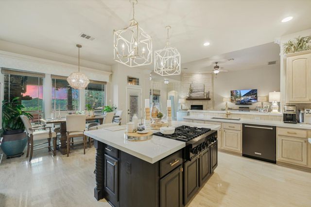 2803 Welton Cliff DR, Cedar Park, TX 78613