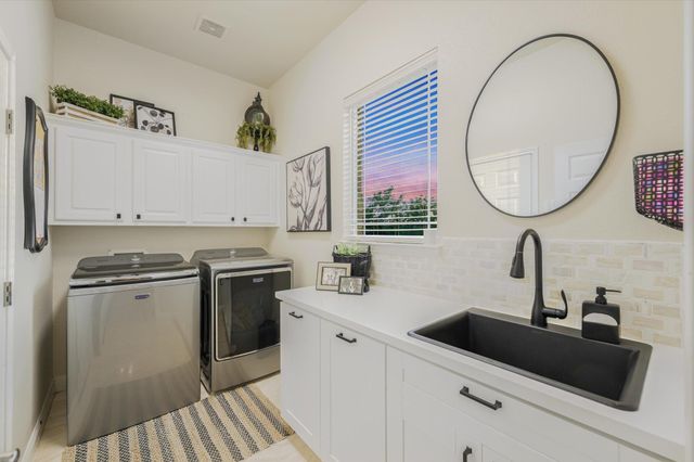 2803 Welton Cliff DR, Cedar Park, TX 78613
