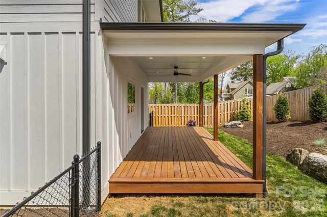 34 Fern Street, Asheville, NC 28803