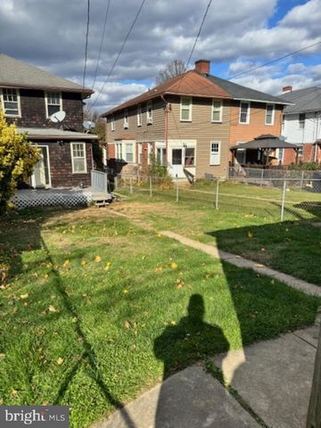 1136 STIRLING ST, Coatesville, PA 19320