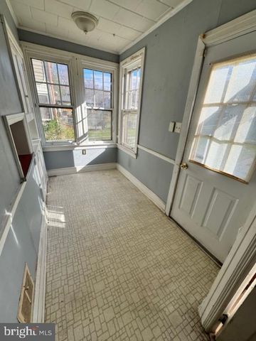 1136 STIRLING ST, Coatesville, PA 19320