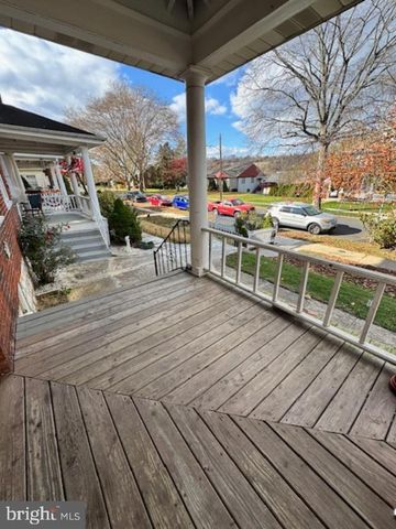 1136 STIRLING ST, Coatesville, PA 19320