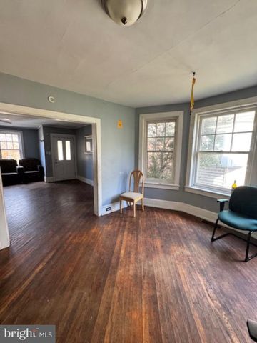 1136 STIRLING ST, Coatesville, PA 19320