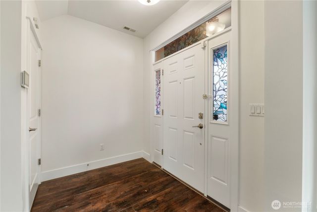 916 SW 341st St, Federal Way, WA 98023