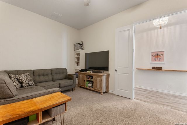 162 Cimarron Creek, Boerne, TX 78006