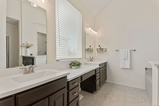 162 Cimarron Creek, Boerne, TX 78006