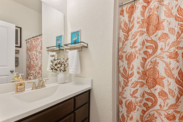 162 Cimarron Creek, Boerne, TX 78006