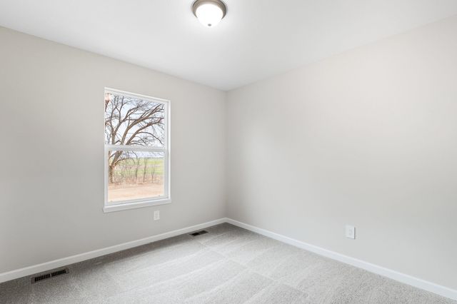 907 W 17th, Harper, KS 67058