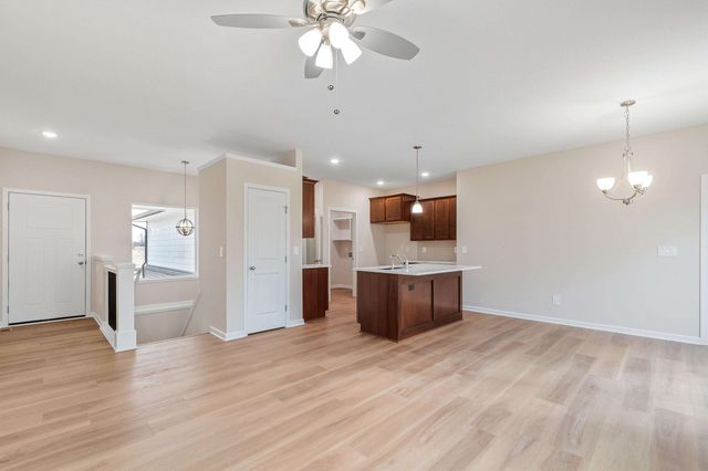 907 W 17th, Harper, KS 67058