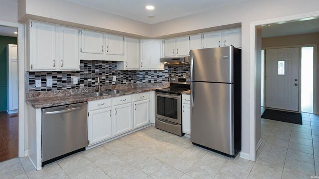 3120 Thomas Drive, Lafayette, IN 47909