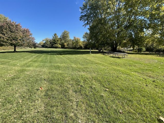 11291 S Warner Avenue, Grant, MI 49327