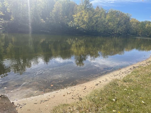 11291 S Warner Avenue, Grant, MI 49327