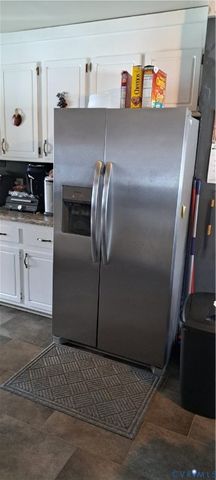 10401 Hamlin Pl, Chester, VA 23831