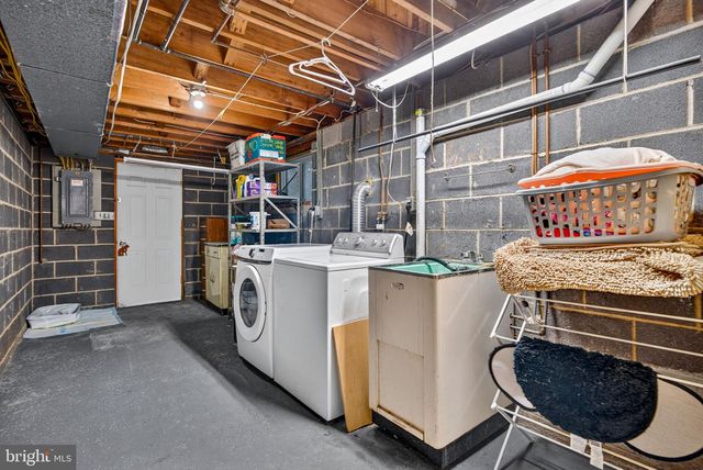 1404 MORGAN AVE, Cinnaminson, NJ 08077
