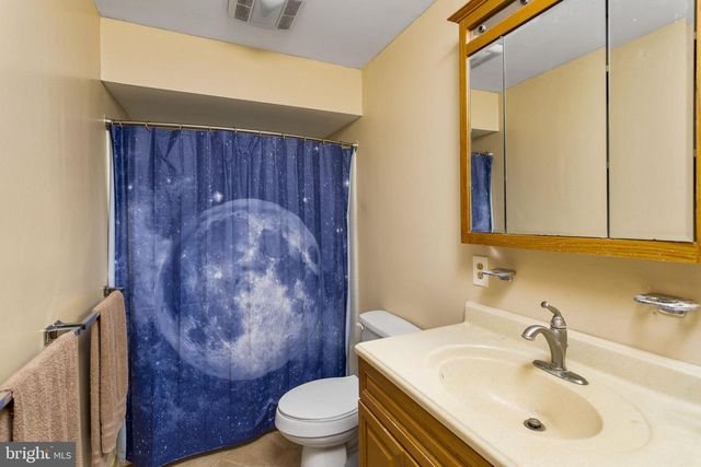 813 MOUNT RD, Burlington, NJ 08016