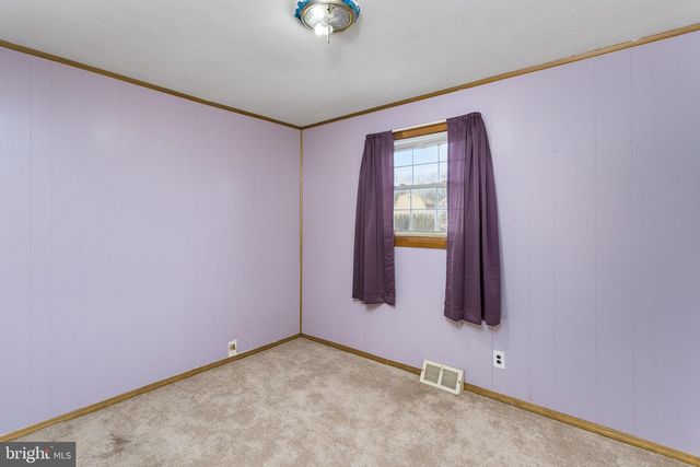 813 MOUNT RD, Burlington, NJ 08016