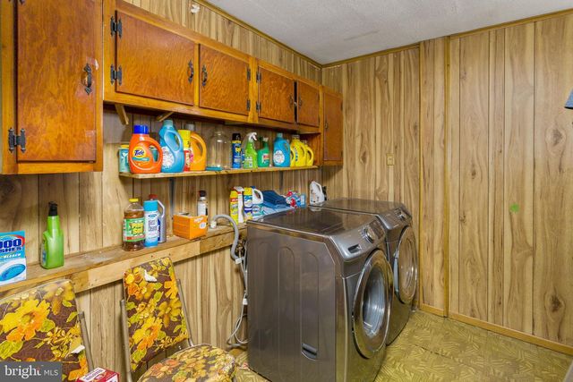 813 MOUNT RD, Burlington, NJ 08016