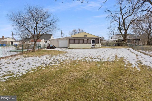 813 MOUNT RD, Burlington, NJ 08016