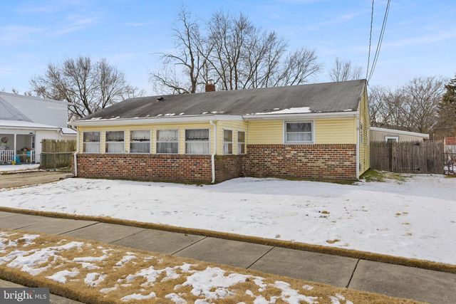 813 MOUNT RD, Burlington, NJ 08016