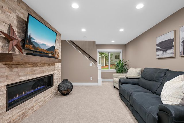 4870 Rusten Road, Eagan, MN 55122