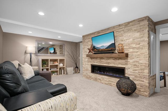 4870 Rusten Road, Eagan, MN 55122