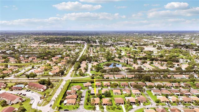 3449 Shadow Wood Dr, Green Acres, FL 33463