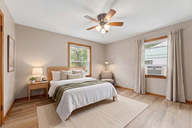 1917 FARLIN AVENUE, Green Bay, WI 54302