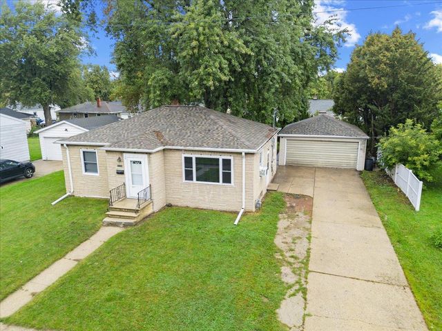 1917 FARLIN AVENUE, Green Bay, WI 54302